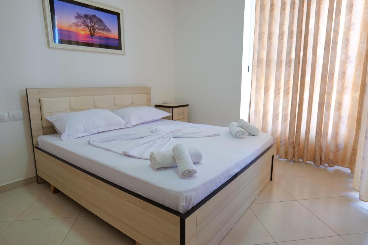 Almare Apartments Vlorë Eksteriør billede