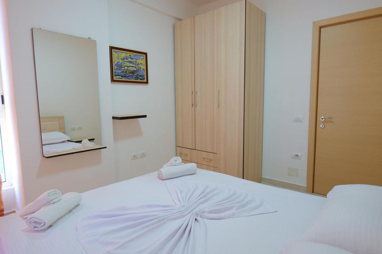 Almare Apartments Vlorë Eksteriør billede