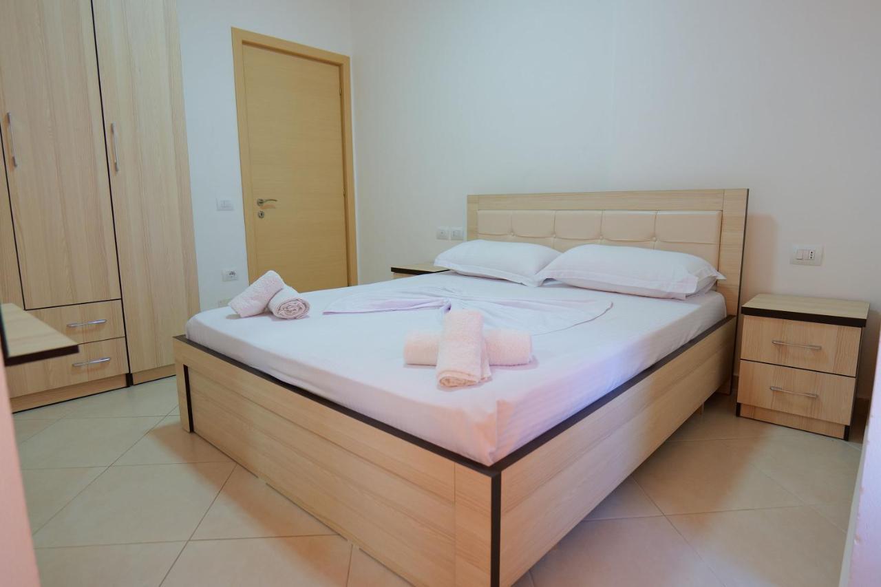 Almare Apartments Vlorë Eksteriør billede