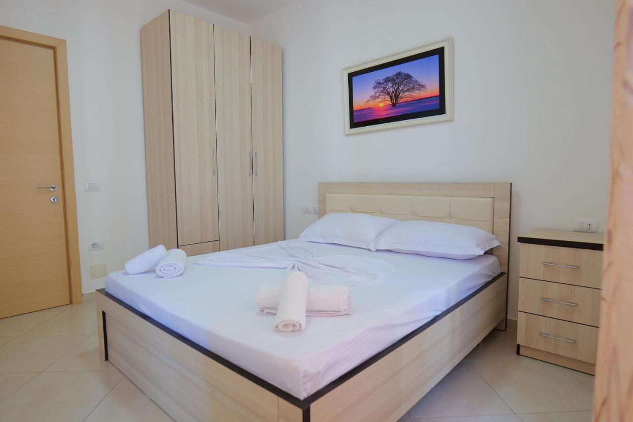 Almare Apartments Vlorë Eksteriør billede