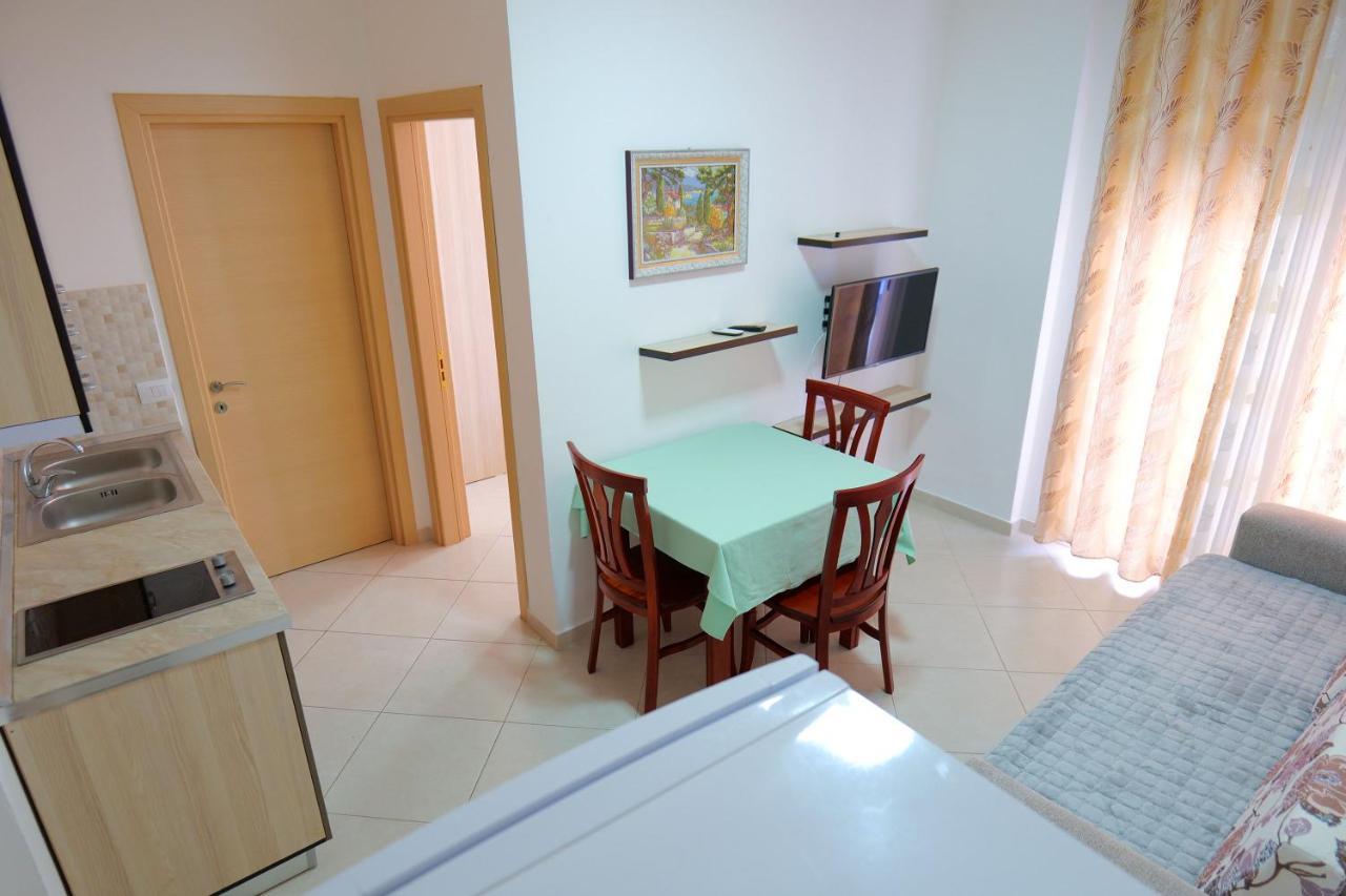 Almare Apartments Vlorë Eksteriør billede