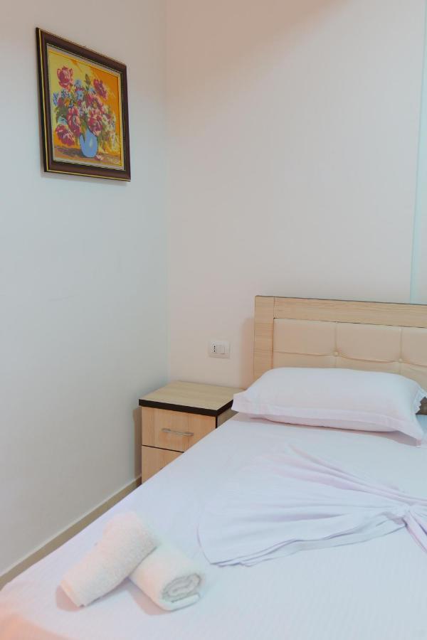 Almare Apartments Vlorë Eksteriør billede